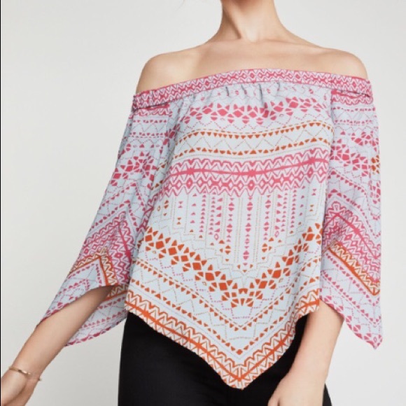 BCBG Maxazria blouse size S - Picture 2 of 6